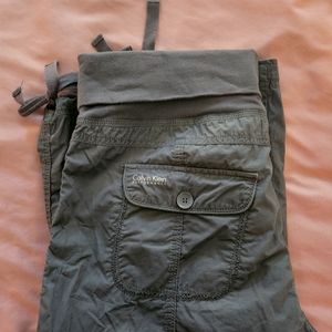 Calvin Klein Performance Capri Cargo Pants